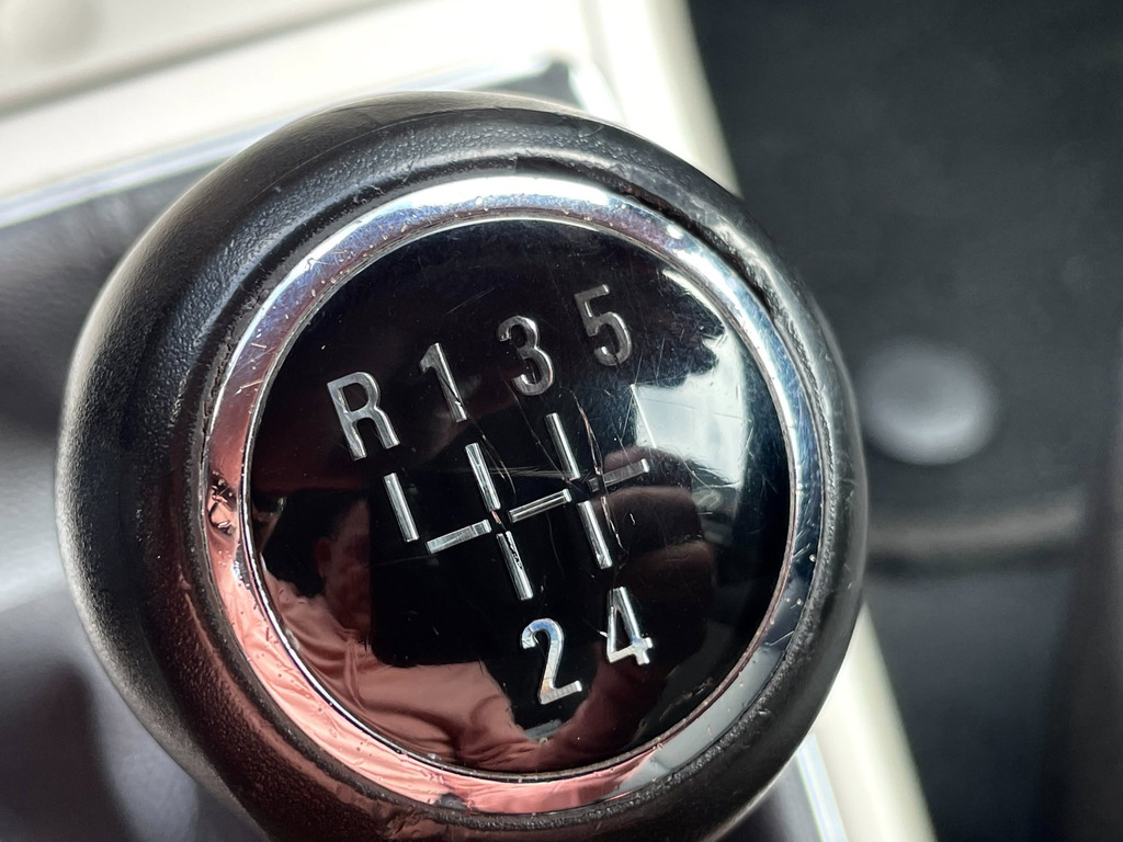 Opel Astra 1.4 Essentia 19