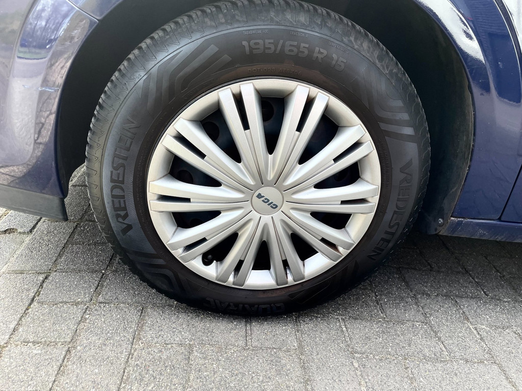 Opel Astra 1.4 Essentia 9