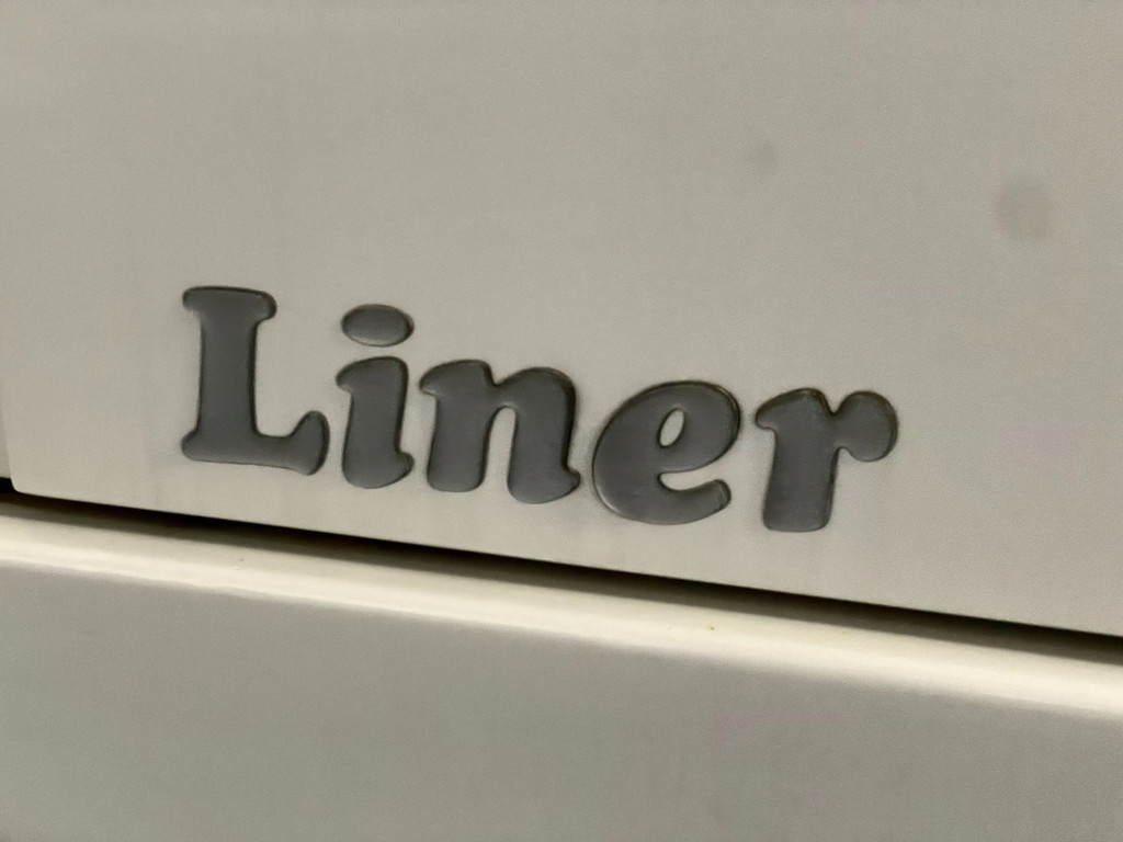 Concorde Liner 990 MAN AUTOMAAT QUEENSBED 2 X AIRCO 15