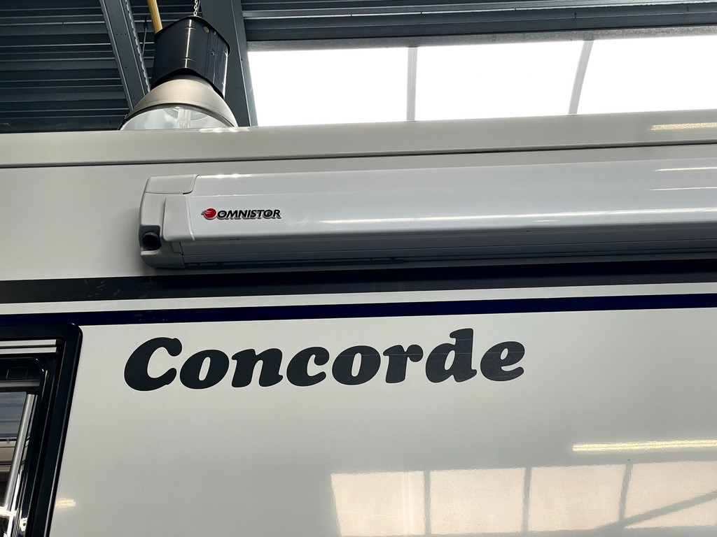 Concorde Liner 990 MAN AUTOMAAT QUEENSBED 2 X AIRCO 16