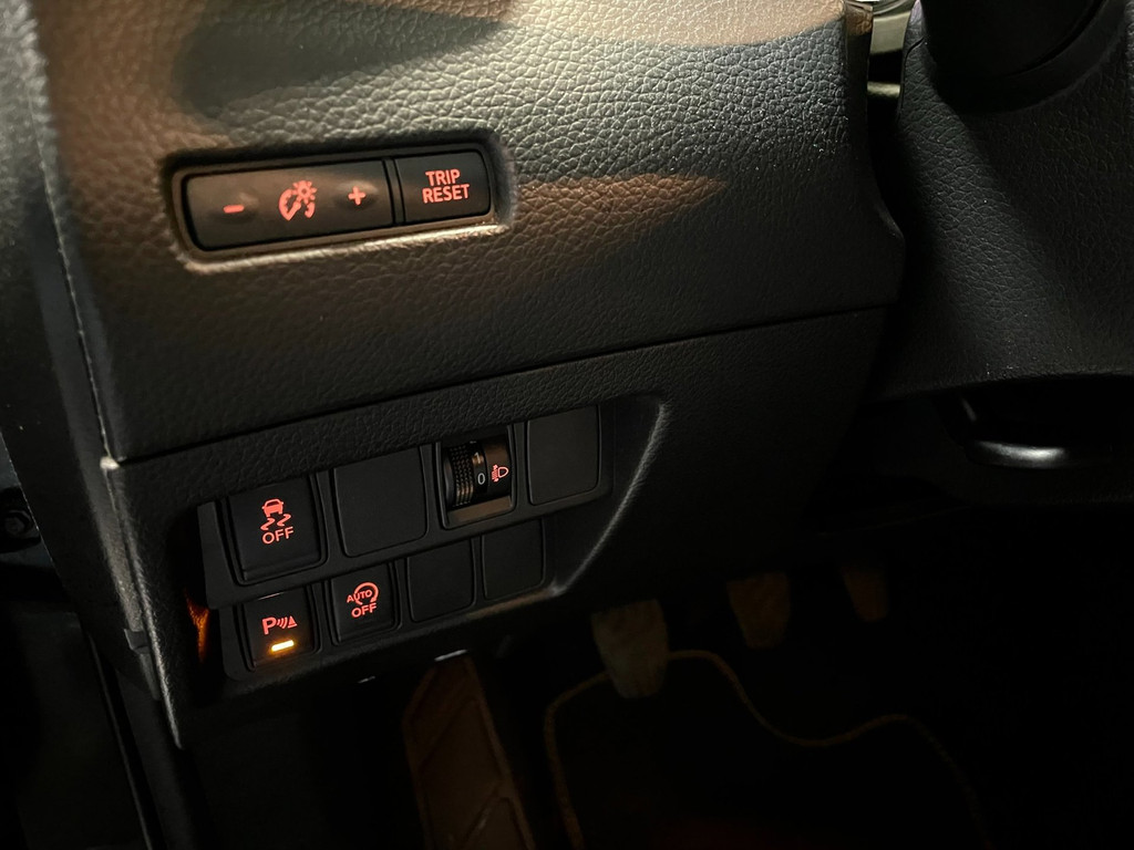 Nissan Qashqai 1.2 Connect Edition NAVI AIRCO NW DISTRUBUTIE 31