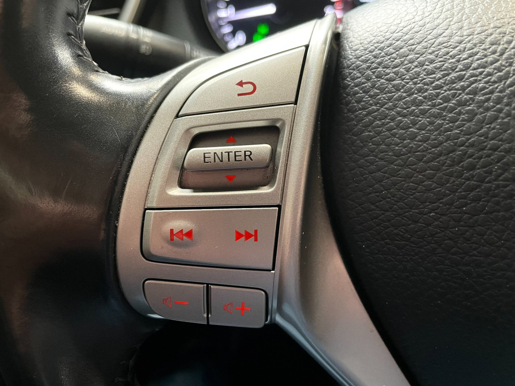 Nissan Qashqai 1.2 Connect Edition NAVI AIRCO NW DISTRUBUTIE 32
