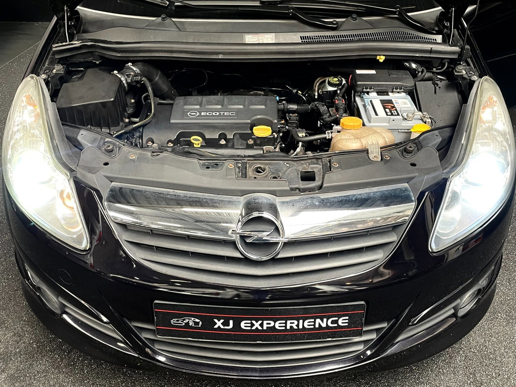 Opel Corsa 1.4-16V '111' Edition OPC LINE PANODAK AIRCO 21