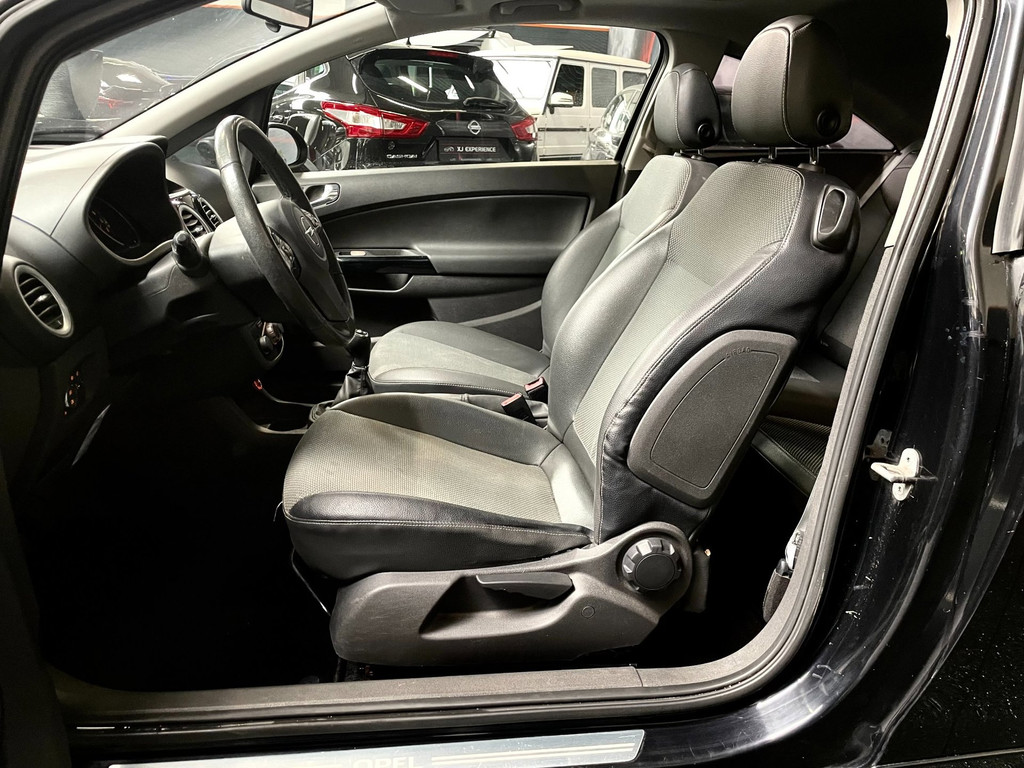 Opel Corsa 1.4-16V '111' Edition OPC LINE PANODAK AIRCO 26
