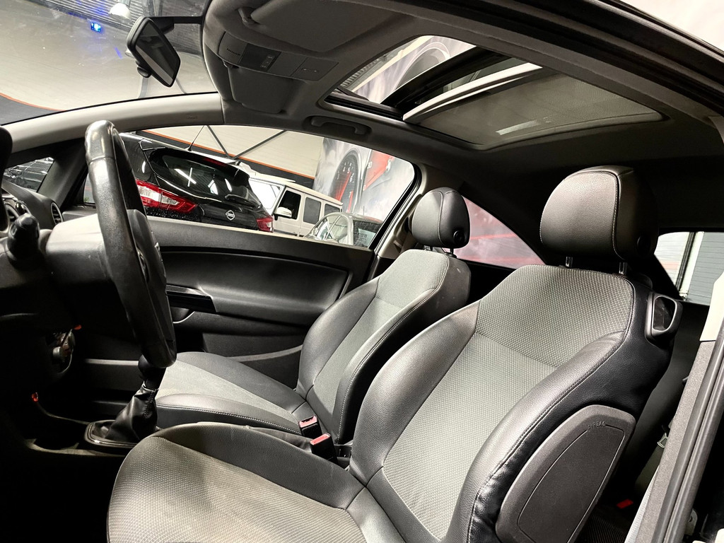 Opel Corsa 1.4-16V '111' Edition OPC LINE PANODAK AIRCO 27