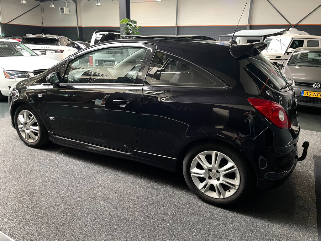 Opel Corsa 1.4-16V '111' Edition OPC LINE PANODAK AIRCO 3