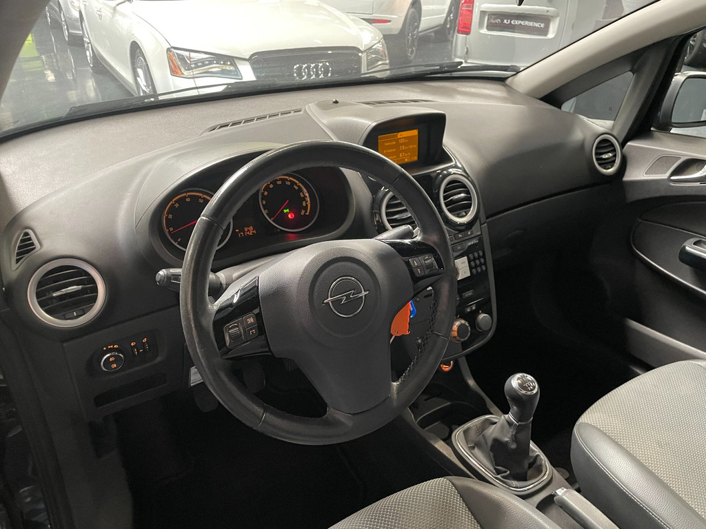 Opel Corsa 1.4-16V '111' Edition OPC LINE PANODAK AIRCO 31