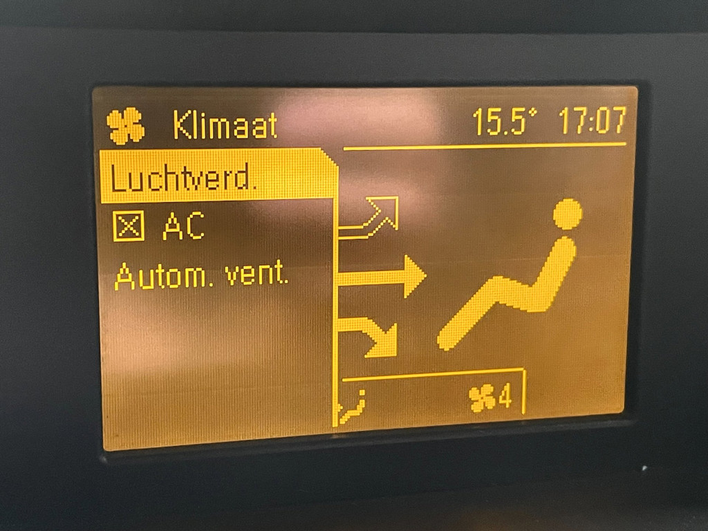 Opel Corsa 1.4-16V '111' Edition OPC LINE PANODAK AIRCO 39