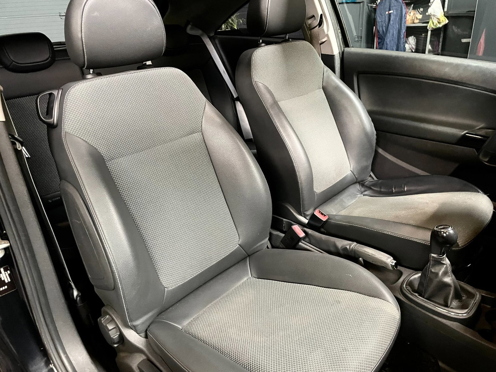 Opel Corsa 1.4-16V '111' Edition OPC LINE PANODAK AIRCO 44