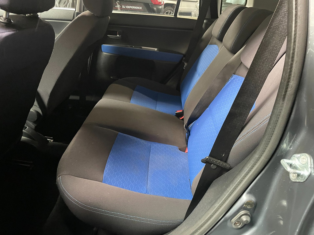 Mazda 2 1.6 Sportive AIRCO 5 DRS APK 29-04-2027 20
