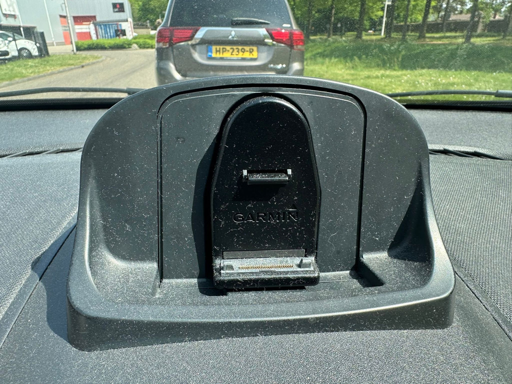 Opel Corsa 1.2-16V Color Edition AIRCO 11