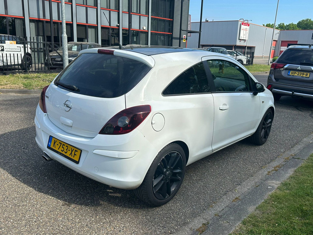 Opel Corsa 1.2-16V Color Edition AIRCO 5