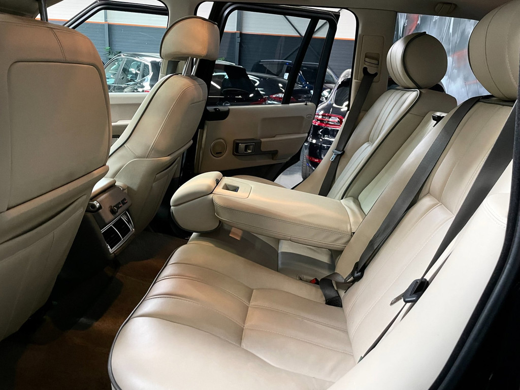 Land Rover Range Rover 3.0 Td6 Vogue GLASDAK H/K AWD 38