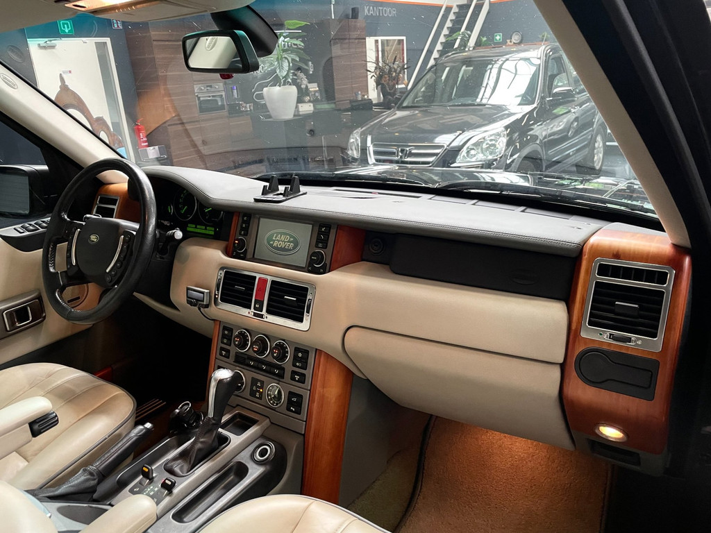 Land Rover Range Rover 3.0 Td6 Vogue GLASDAK H/K AWD 46