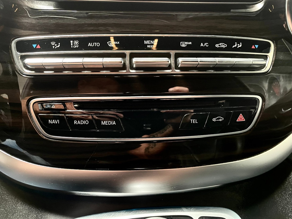 Mercedes-Benz V-klasse 220d Lang DC Avantgarde Edition NAVI LEER Burmester 5DEURS 360 NAP 59