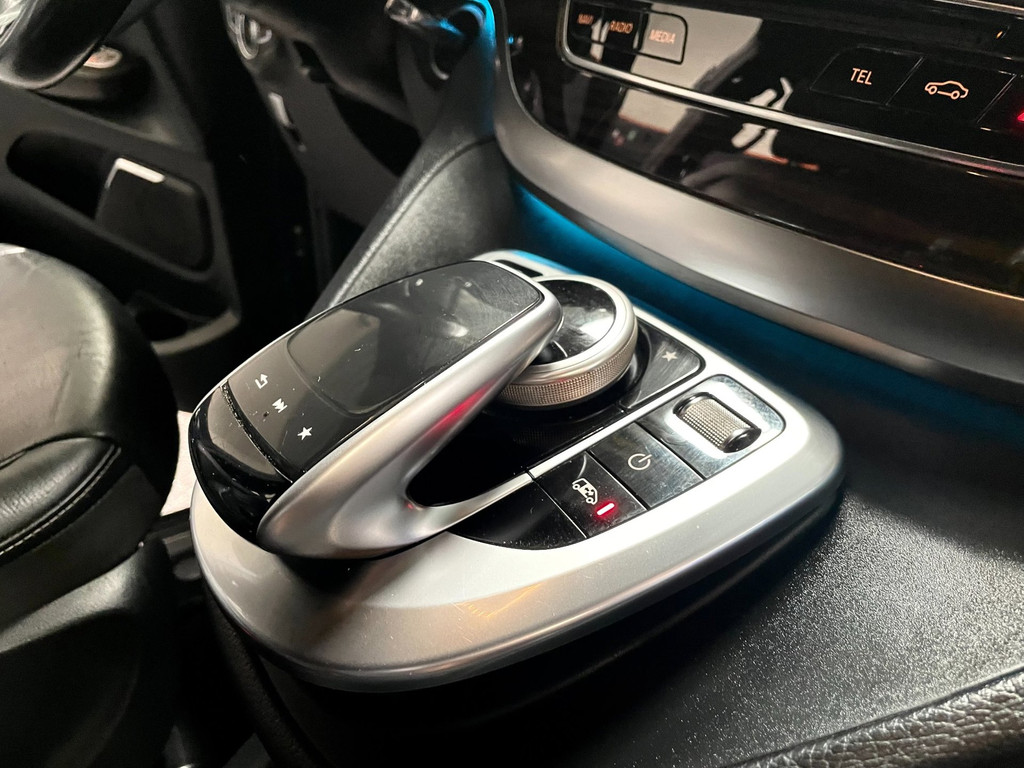 Mercedes-Benz V-klasse 220d Lang DC Avantgarde Edition NAVI LEER Burmester 5DEURS 360 NAP 77
