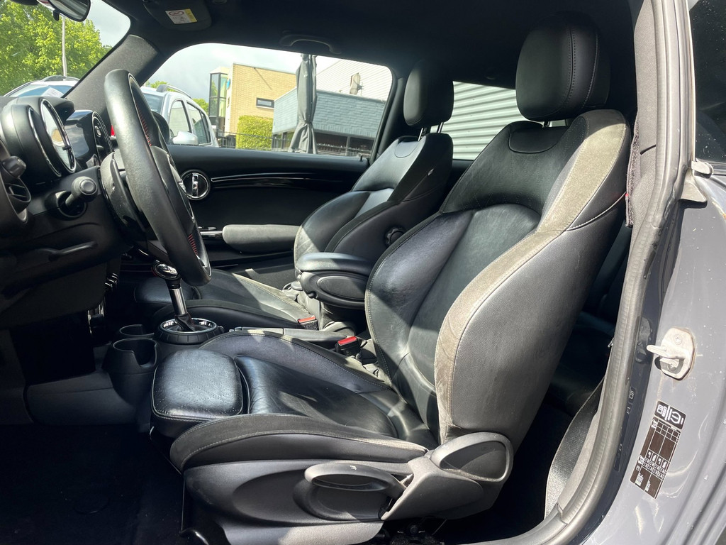Mini Mini 2.0 Cooper S 192PK LEER / HUD / NAVI / UNION-JACK / JCW / STOELVERW 29