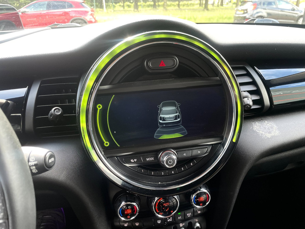 Mini Mini 2.0 Cooper S 192PK LEER / HUD / NAVI / UNION-JACK / JCW / STOELVERW 53