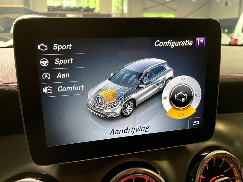 Mercedes-Benz GLA-klasse 250 FACE-LIFT AMG PANO NAVI AIRCO 250 PK 67