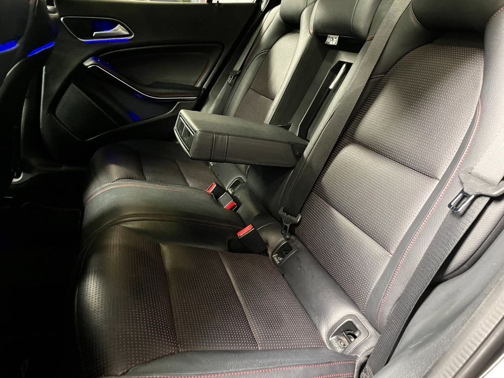 Mercedes-Benz GLA-klasse 250 FACE-LIFT AMG PANO NAVI AIRCO 250 PK 72