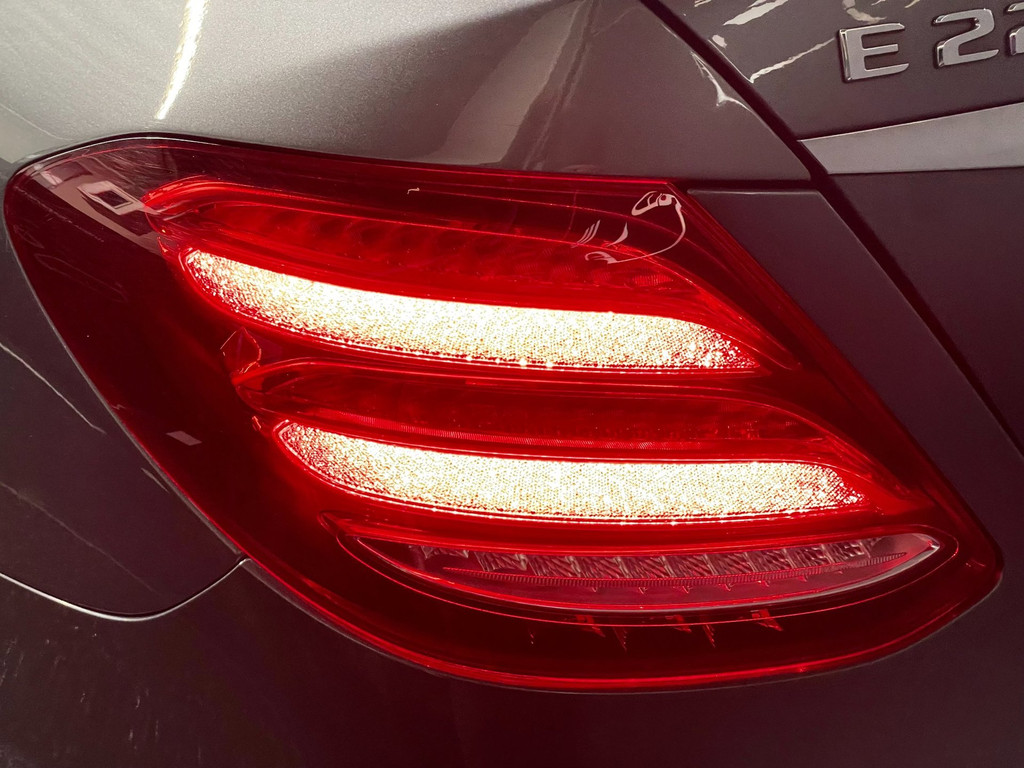 Mercedes-Benz E-klasse 220 d PANO 21