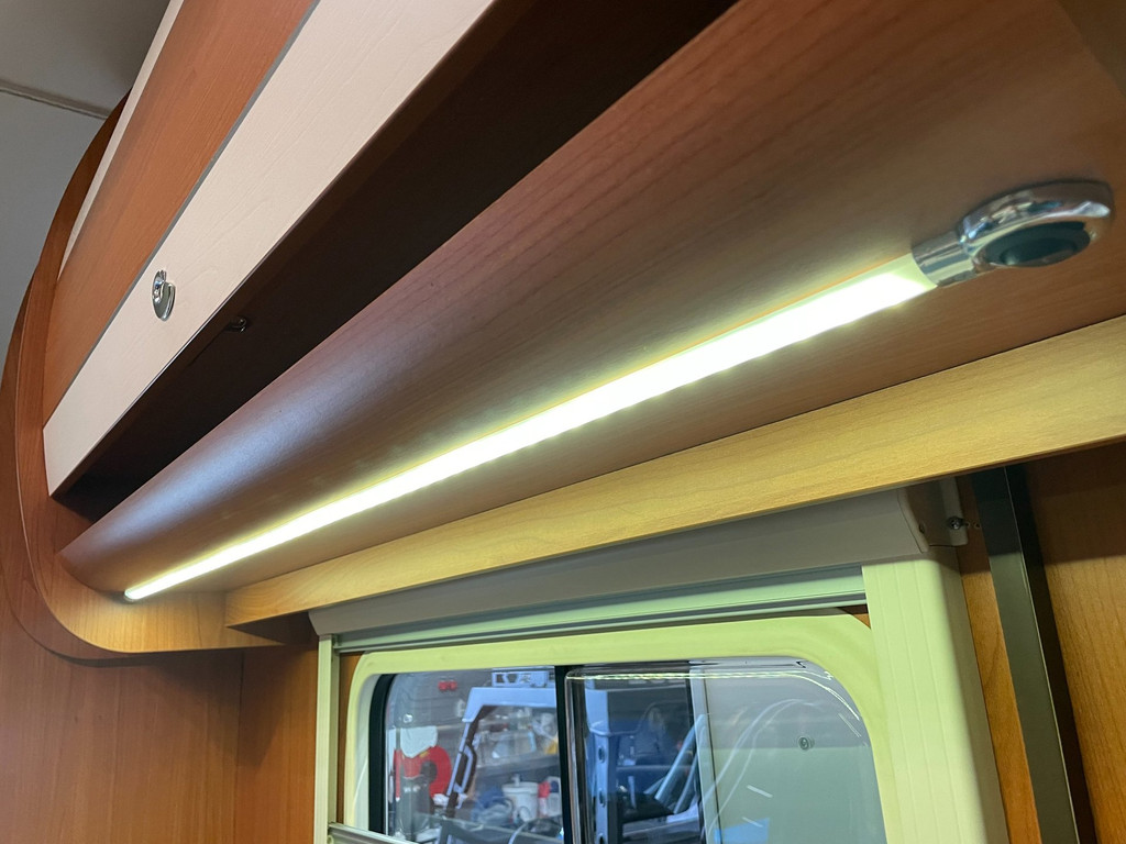 Giottiline THERRY T45 2xAIRCO LEDER LUIFEL TREKHAAK BTW 60