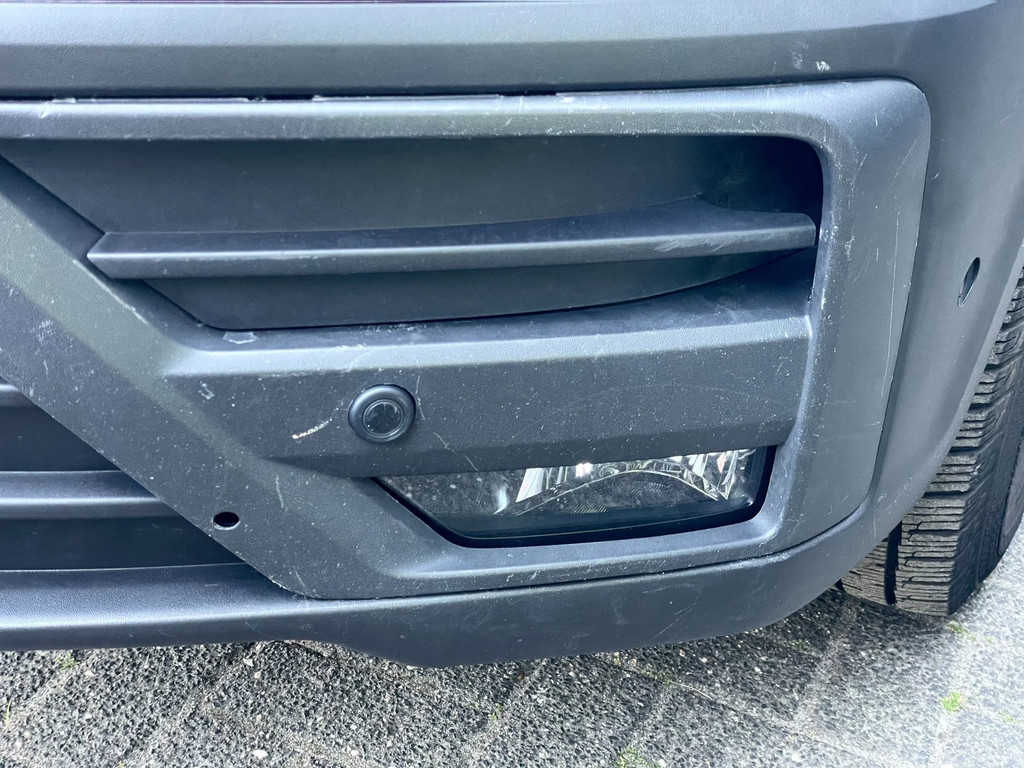 Volkswagen Crafter 35 2.0 TDI L4H3 NAVI AIRCO 140 PK AUTOMAAT CARPLAY 16
