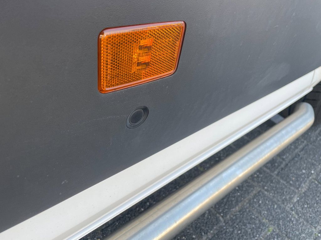 Volkswagen Crafter 35 2.0 TDI L4H3 NAVI AIRCO 140 PK AUTOMAAT CARPLAY 23