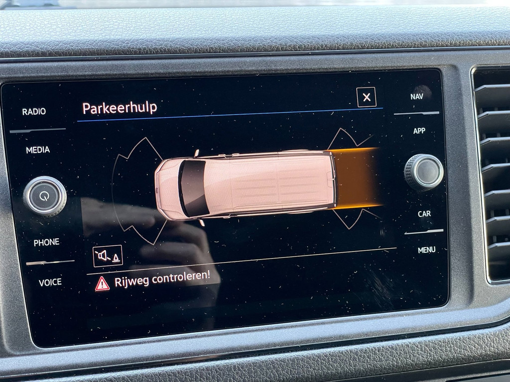 Volkswagen Crafter 35 2.0 TDI L4H3 NAVI AIRCO 140 PK AUTOMAAT CARPLAY 37