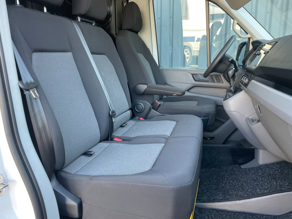 Volkswagen Crafter 35 2.0 TDI L4H3 NAVI AIRCO 140 PK AUTOMAAT CARPLAY 47