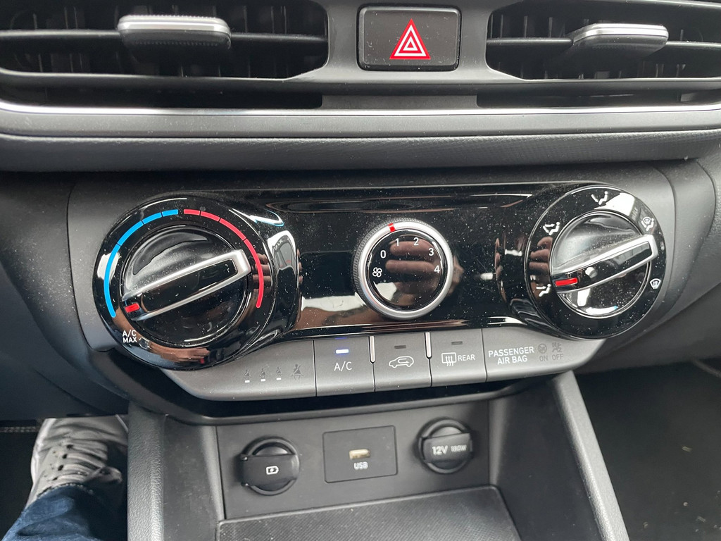 Hyundai Kona 1.0 T-GDI Comfort Smart AIRCO NAVI CAMERA BTW 31
