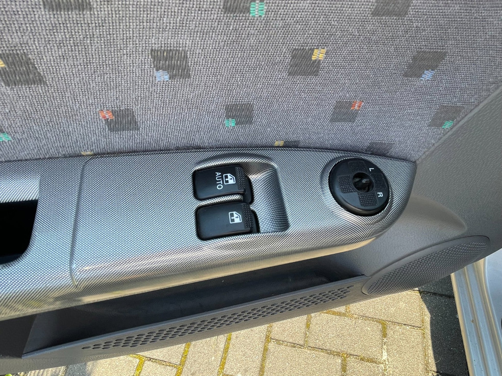 Hyundai Getz 1.3i GLS AIRCO 5deurs elc rammen NAP 11