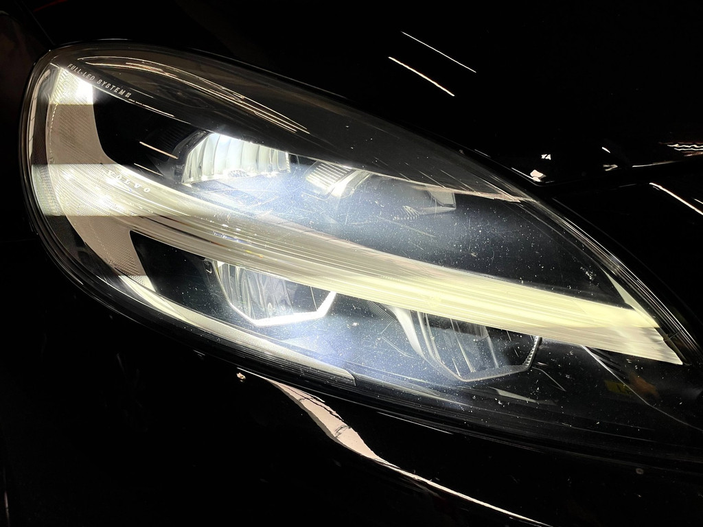 Volvo V40 1.5 T2 Polar+ AIRCO NAVI NAP BTW 16