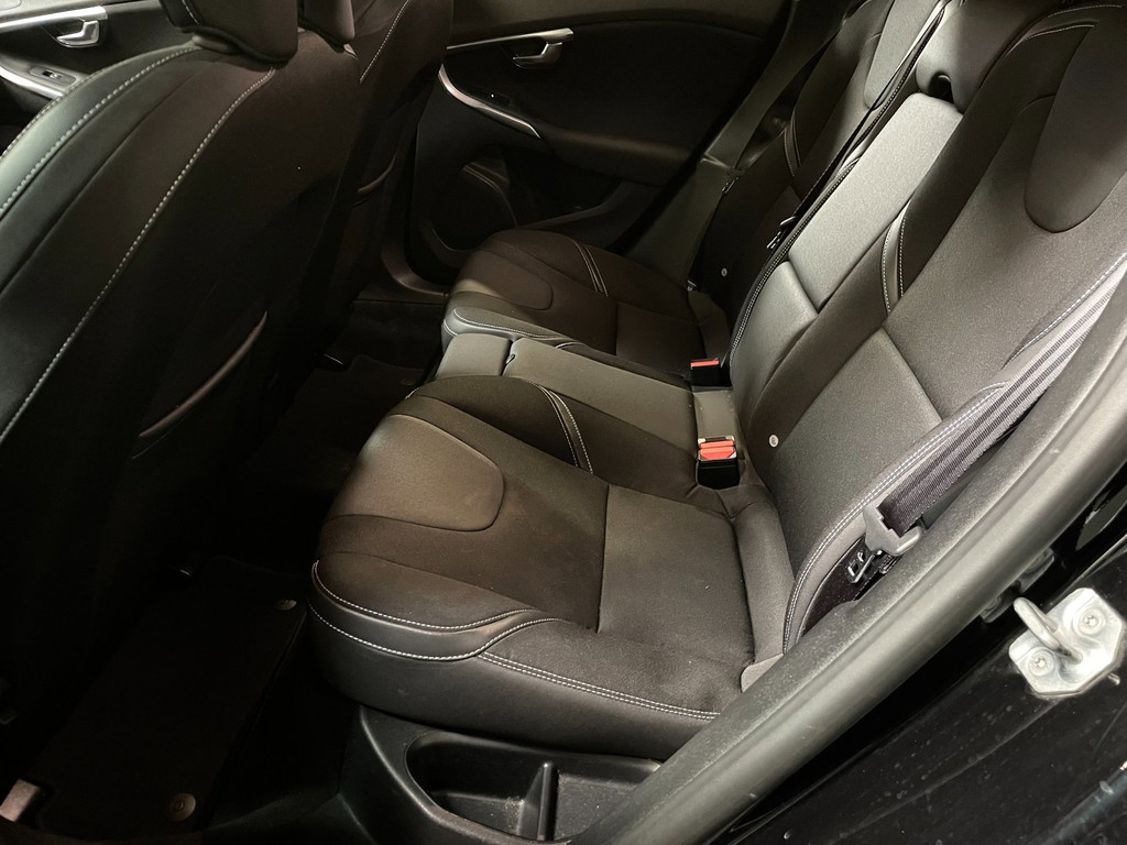 Volvo V40 1.5 T2 Polar+ AIRCO NAVI NAP BTW 43