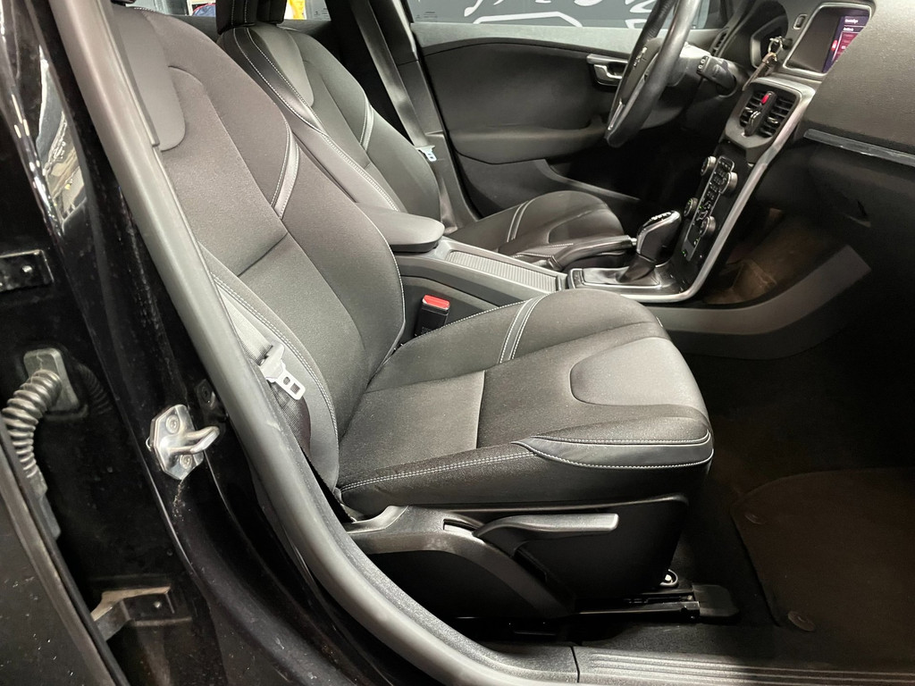 Volvo V40 1.5 T2 Polar+ AIRCO NAVI NAP BTW 48