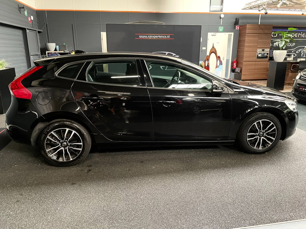 Volvo V40 1.5 T2 Polar+ AIRCO NAVI NAP BTW 7