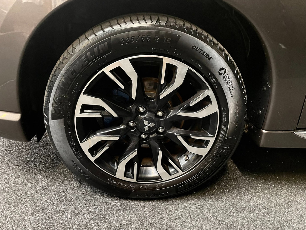 Mitsubishi Outlander 2.0 PHEV Executive Edition NAP*FACELIFT*TREKHAAK*360CAM*LEDER*BOMVOL 23