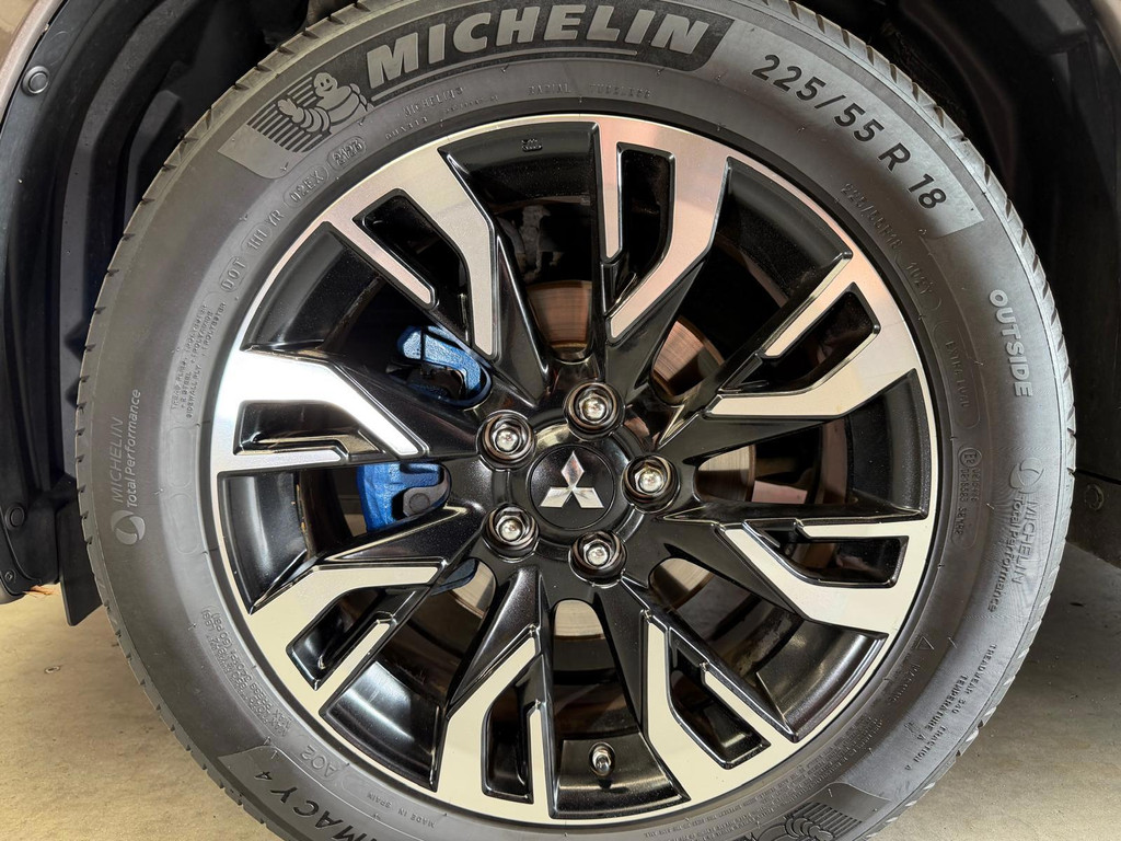 Mitsubishi Outlander 2.0 PHEV Executive Edition NAP*FACELIFT*TREKHAAK*360CAM*LEDER*BOMVOL 24