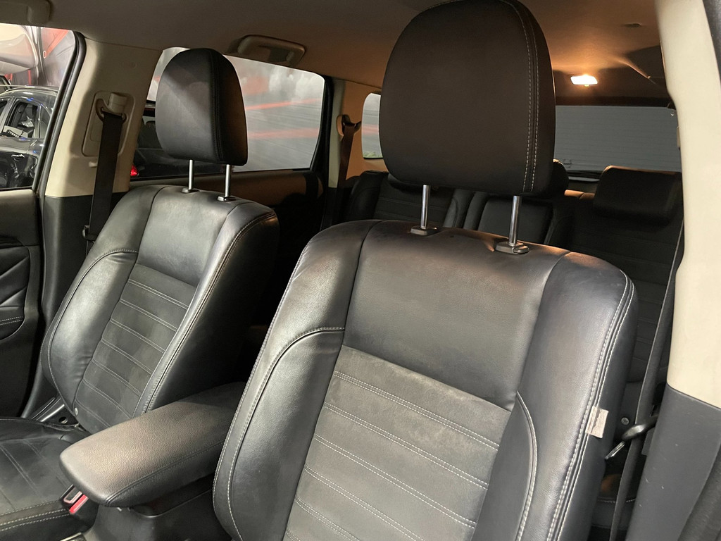 Mitsubishi Outlander 2.0 PHEV Executive Edition NAP*FACELIFT*TREKHAAK*360CAM*LEDER*BOMVOL 36