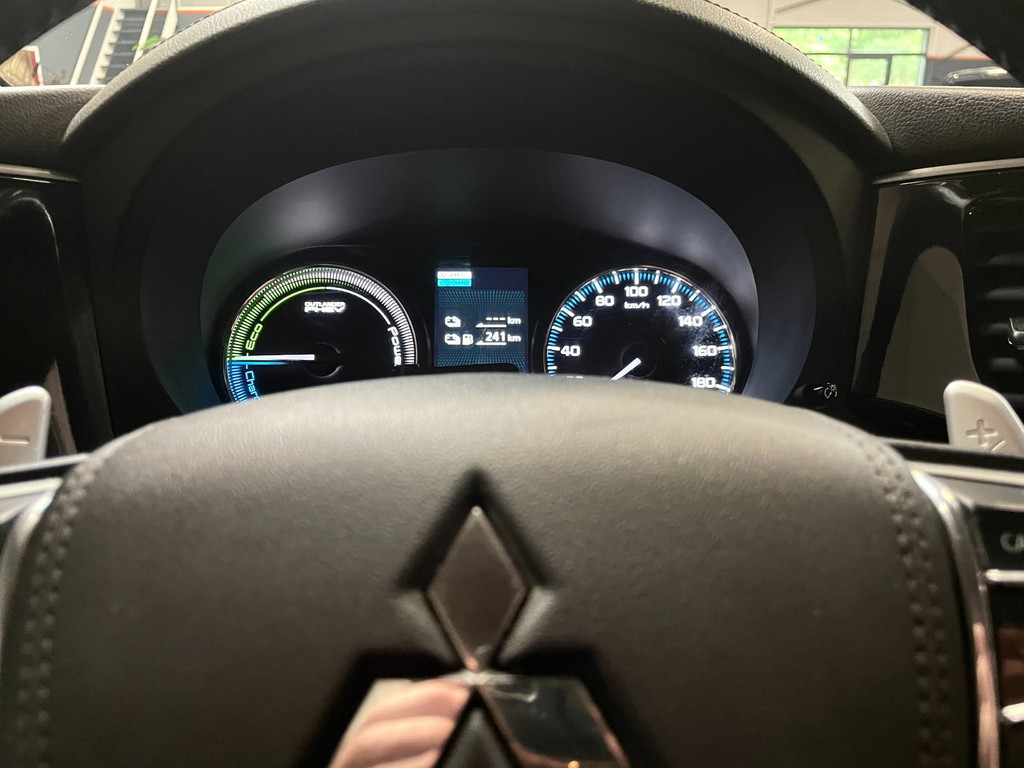 Mitsubishi Outlander 2.0 PHEV Executive Edition NAP*FACELIFT*TREKHAAK*360CAM*LEDER*BOMVOL 38