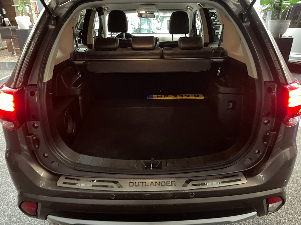 Mitsubishi Outlander 2.0 PHEV Executive Edition NAP*FACELIFT*TREKHAAK*360CAM*LEDER*BOMVOL 58