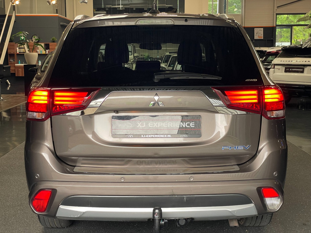 Mitsubishi Outlander 2.0 PHEV Executive Edition NAP*FACELIFT*TREKHAAK*360CAM*LEDER*BOMVOL 7