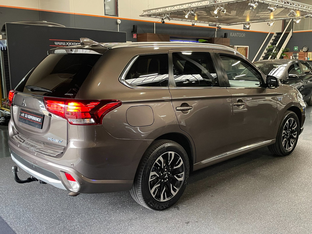 Mitsubishi Outlander 2.0 PHEV Executive Edition NAP*FACELIFT*TREKHAAK*360CAM*LEDER*BOMVOL 8