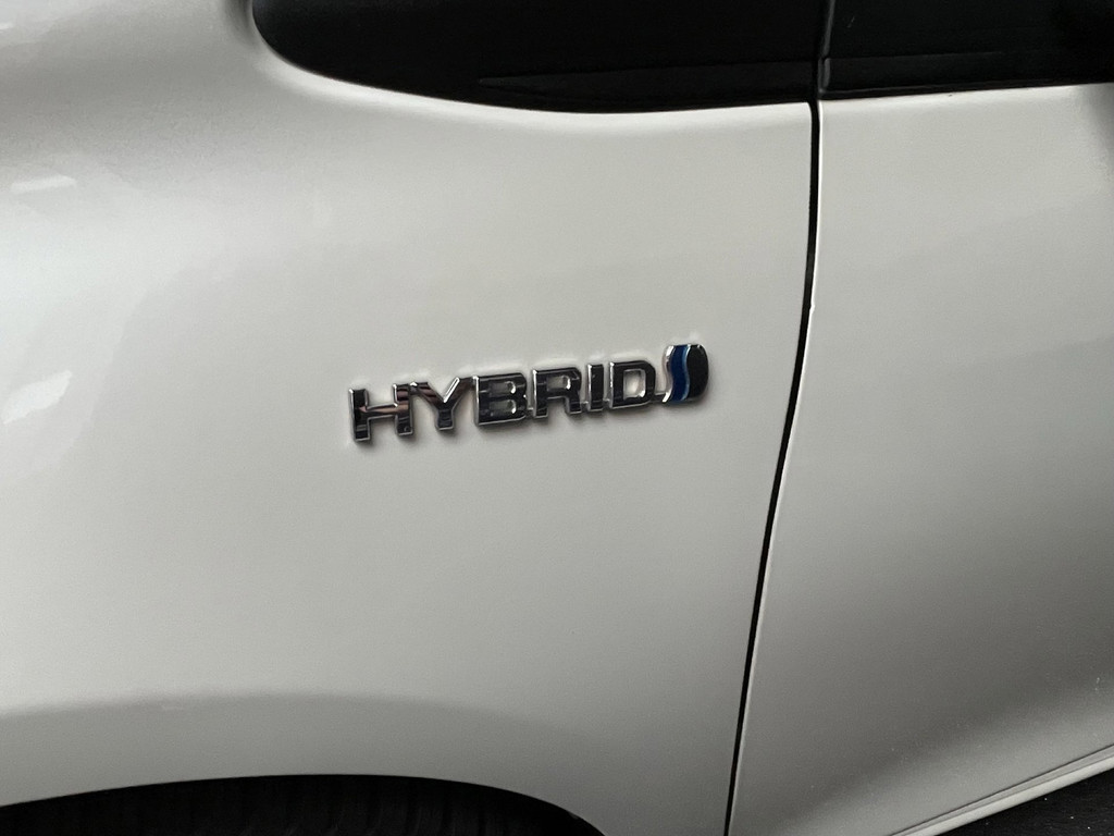Toyota Yaris 1.5 Hybrid Dynamic Bi-Tone Cruise ,Stoel verw, Navigatie & Camera 55