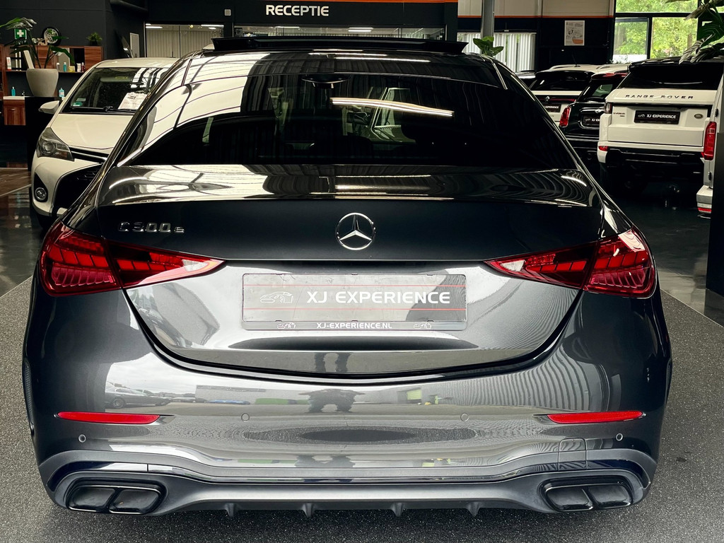 Mercedes-Benz C-klasse 300 e AMG-LINE PANO Burmester 313 PK 4