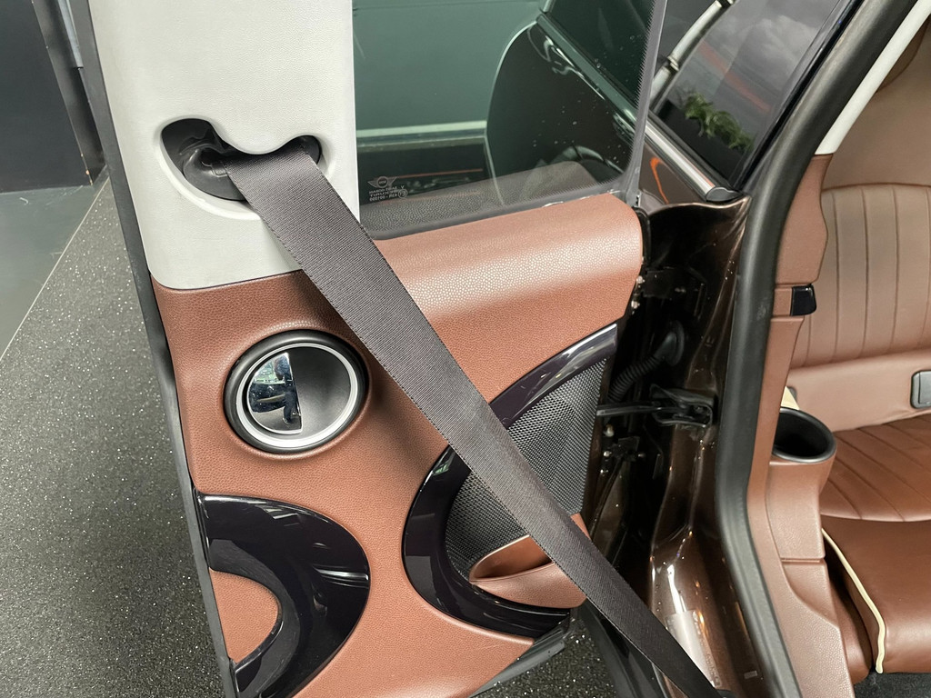 Mini Clubman 1.6 Cooper S Chili PANO LEER NAVI AIRCO AUTOMAAT 56