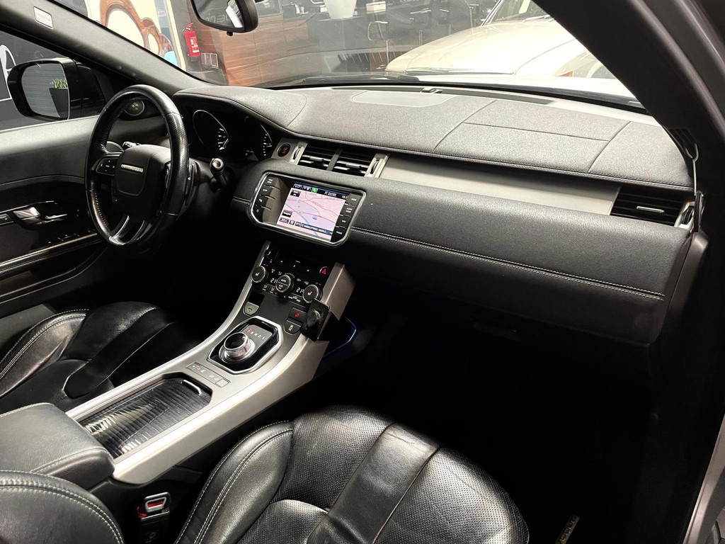 Land Rover Range Rover Evoque 2.2 TD4 4WD Dynamic PANO CLIMA NAVI LEER TREKH 63
