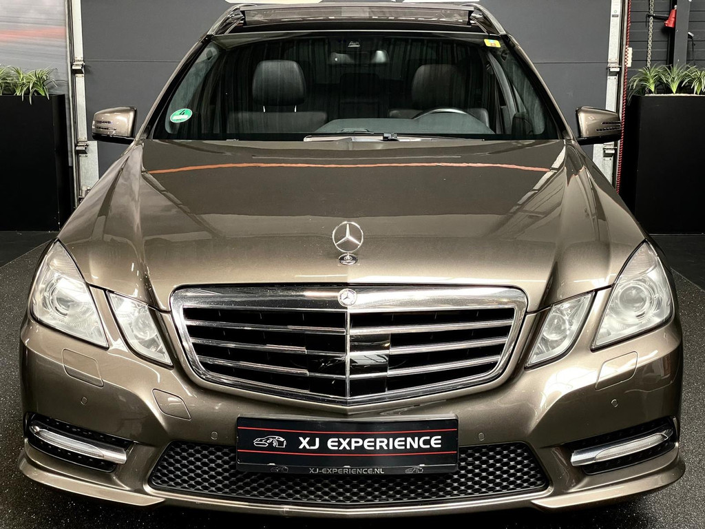 Mercedes-Benz E-klasse Estate 500 Edition Sport AMG 4-Matic PANO LEER 410 PK LUCHTV 0