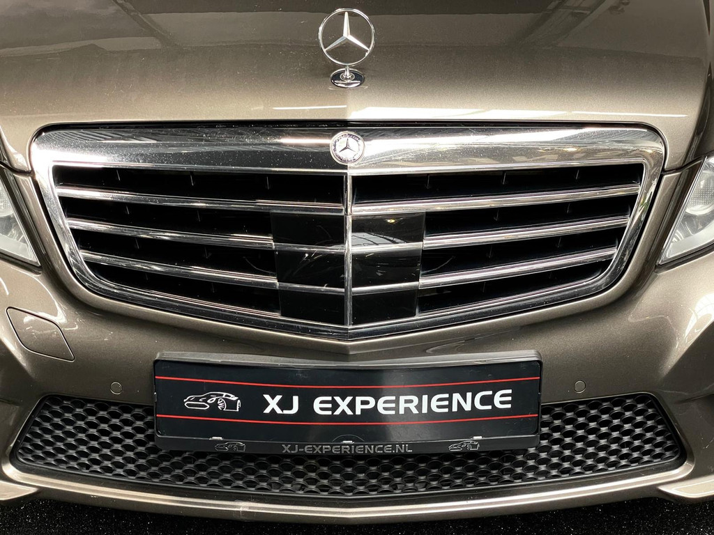Mercedes-Benz E-klasse Estate 500 Edition Sport AMG 4-Matic PANO LEER 410 PK LUCHTV 11