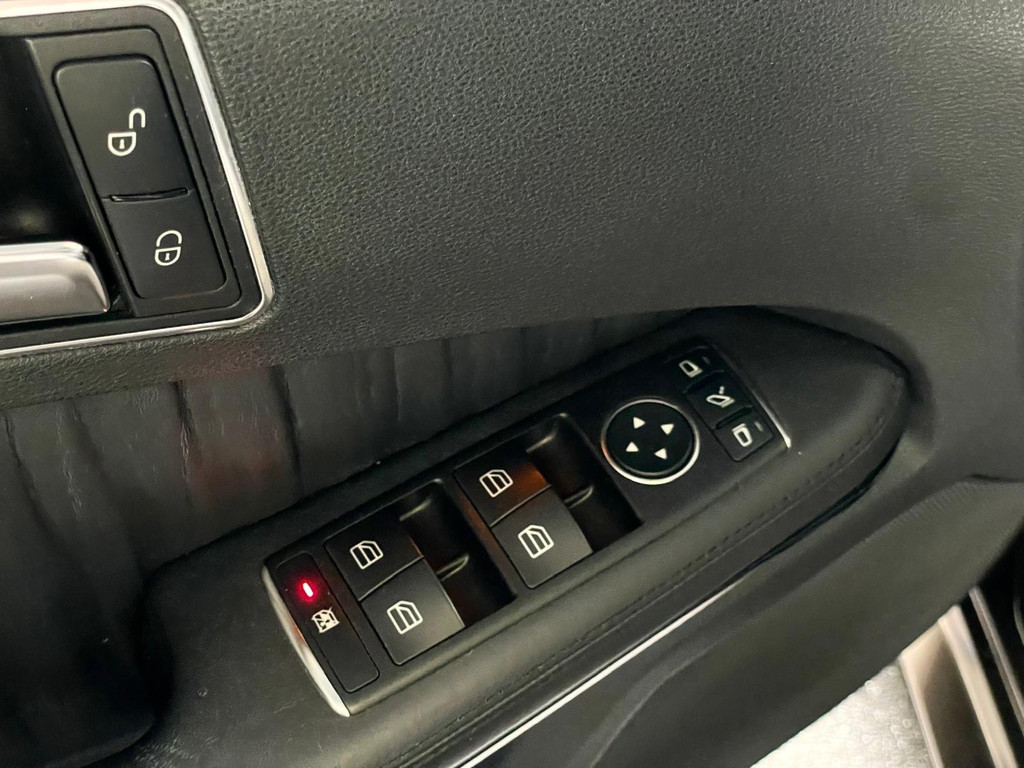 Mercedes-Benz E-klasse Estate 500 Edition Sport AMG 4-Matic PANO LEER 410 PK LUCHTV 35